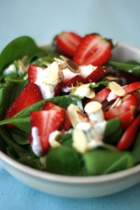 spinach-strawberry-salad