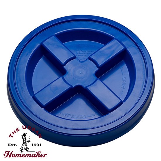 Gamma Seal or Twister Brand Lid 5.0 Blue