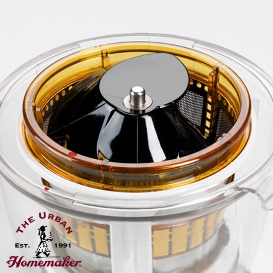Omega Vertical Masticating Juicer