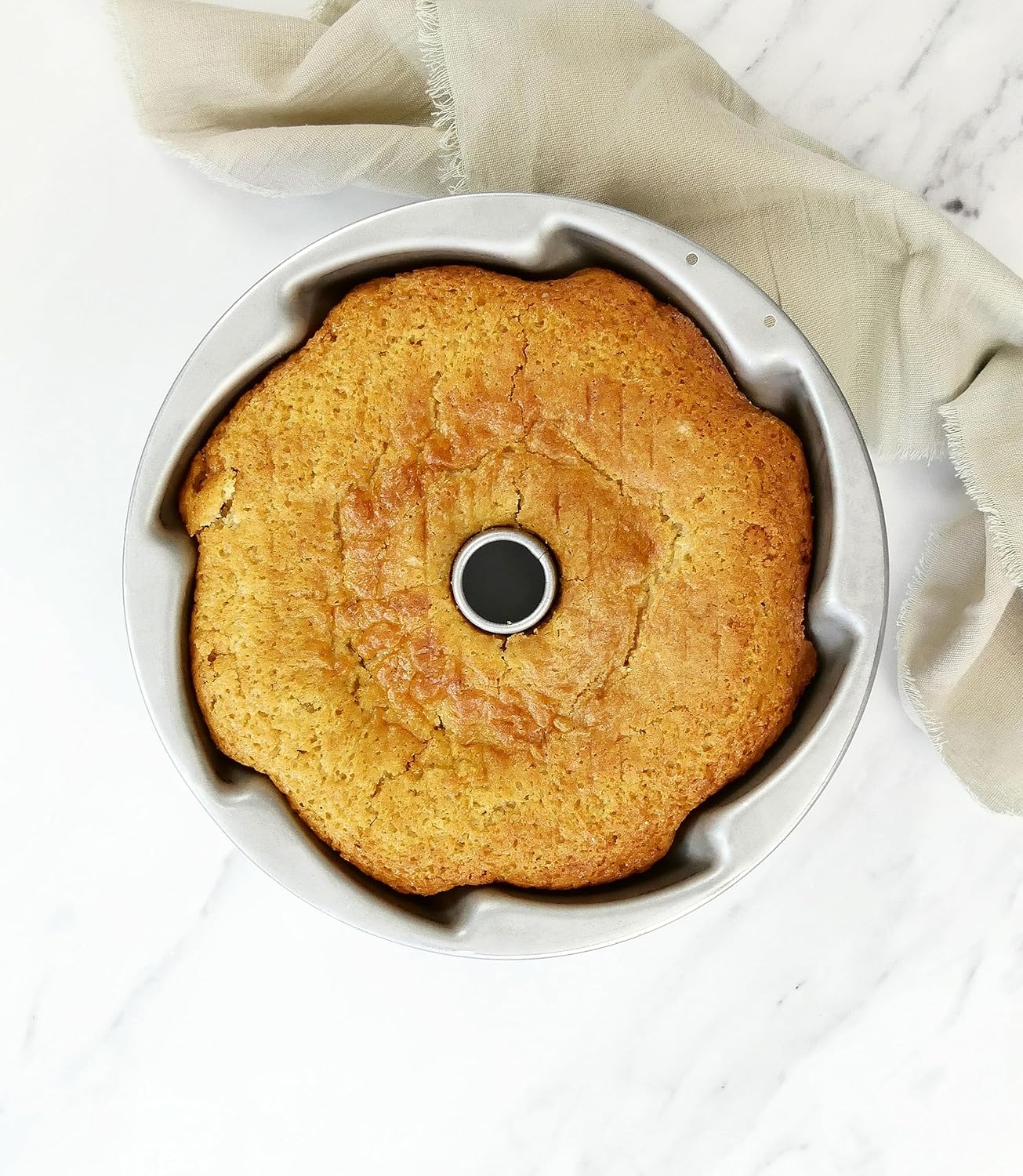 Swirl Tube Cake Pan